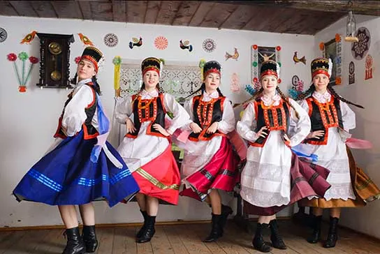 Kurpianka Polish Folk Dance Ensemble performance